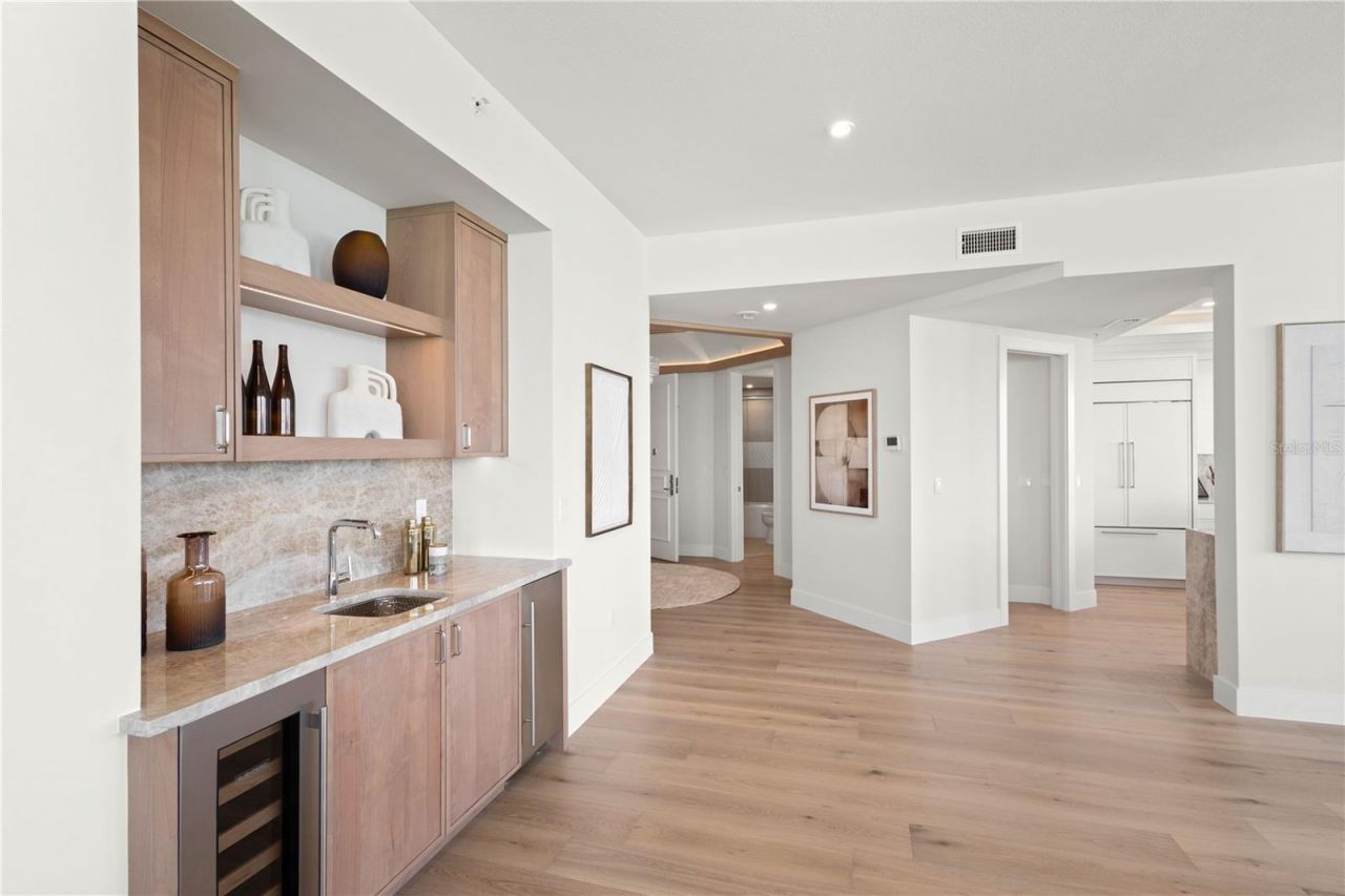 415 L Ambiance Drive, Unit A701, Longboat Key, FL 34228 Photo