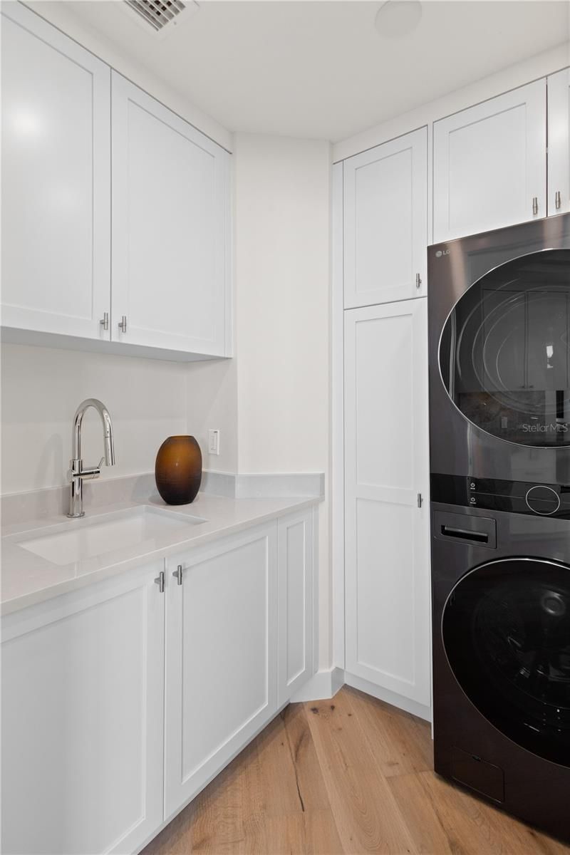 415 L Ambiance Drive, Unit A701, Longboat Key, FL 34228 Photo