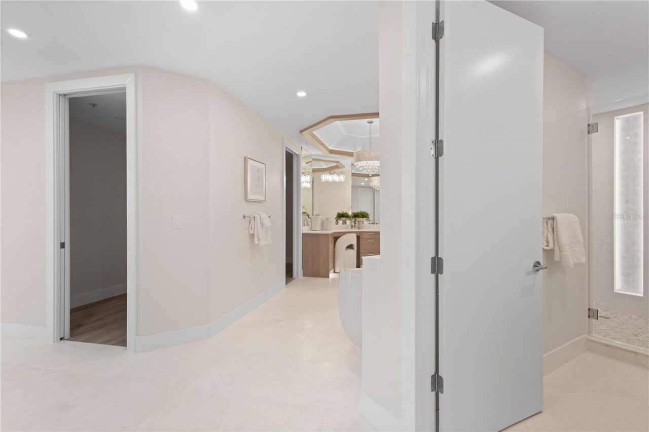 415 L Ambiance Drive, Unit A701, Longboat Key, FL 34228 Photo