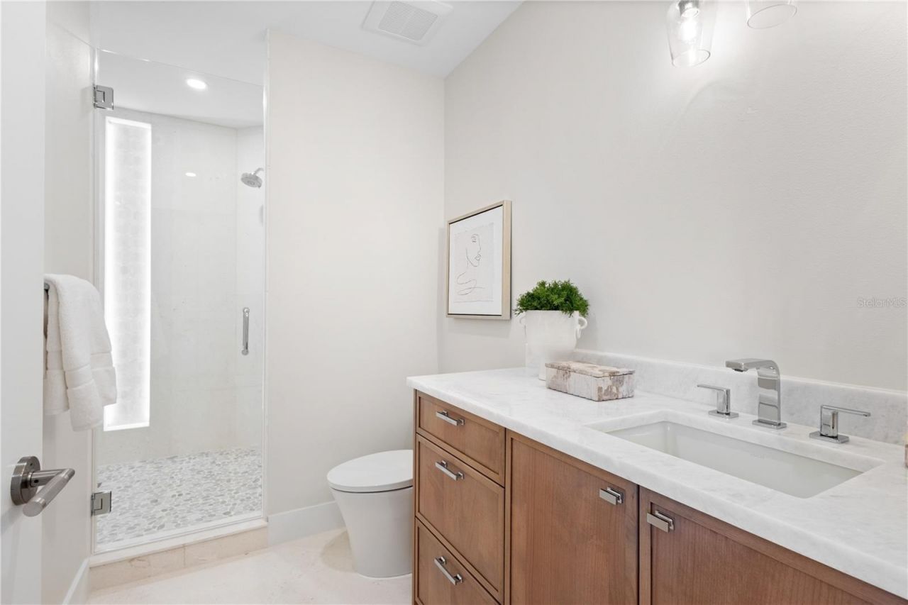 415 L Ambiance Drive, Unit A701, Longboat Key, FL 34228 Photo