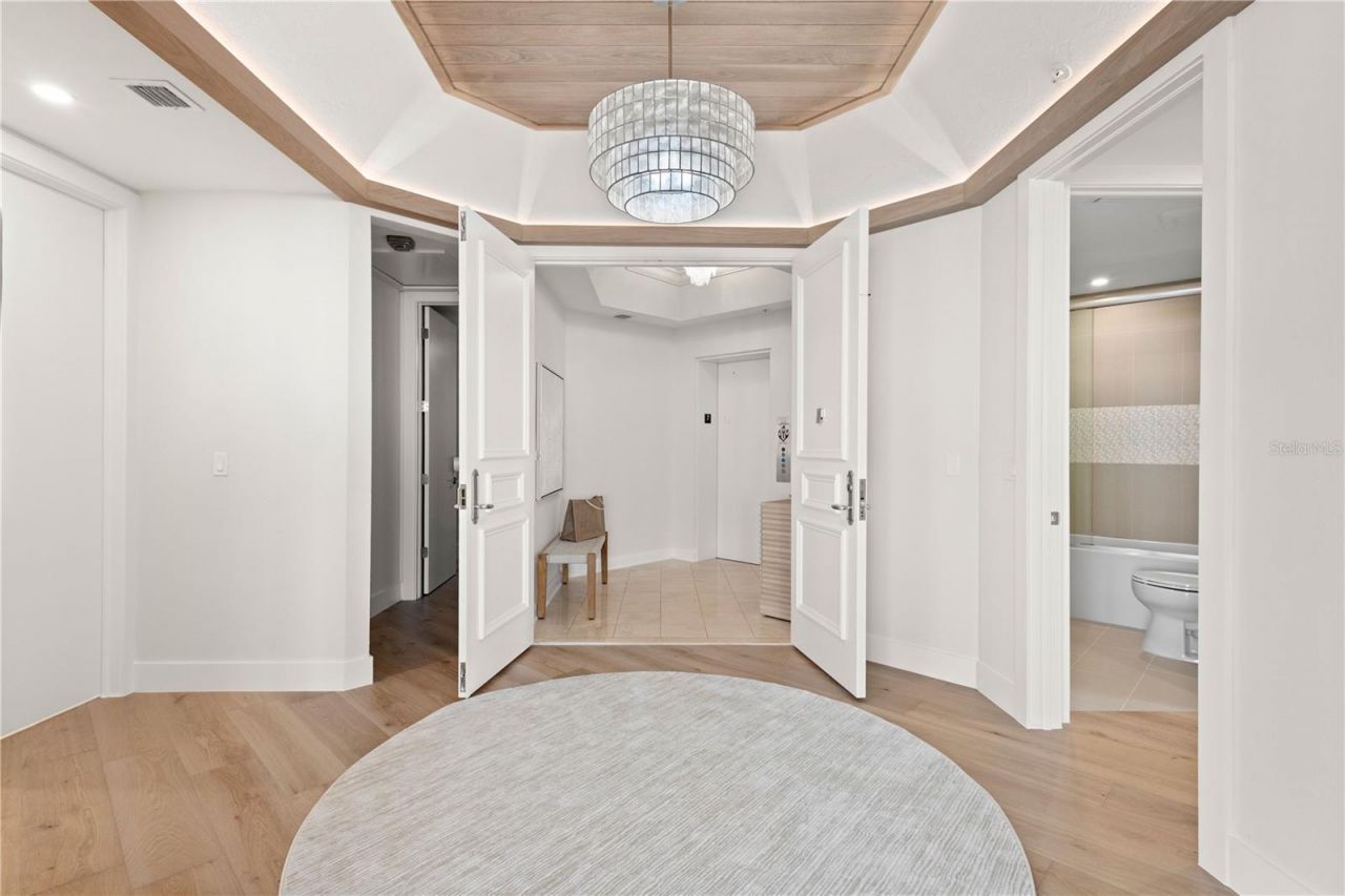 415 L Ambiance Drive, Unit A701, Longboat Key, FL 34228 Photo