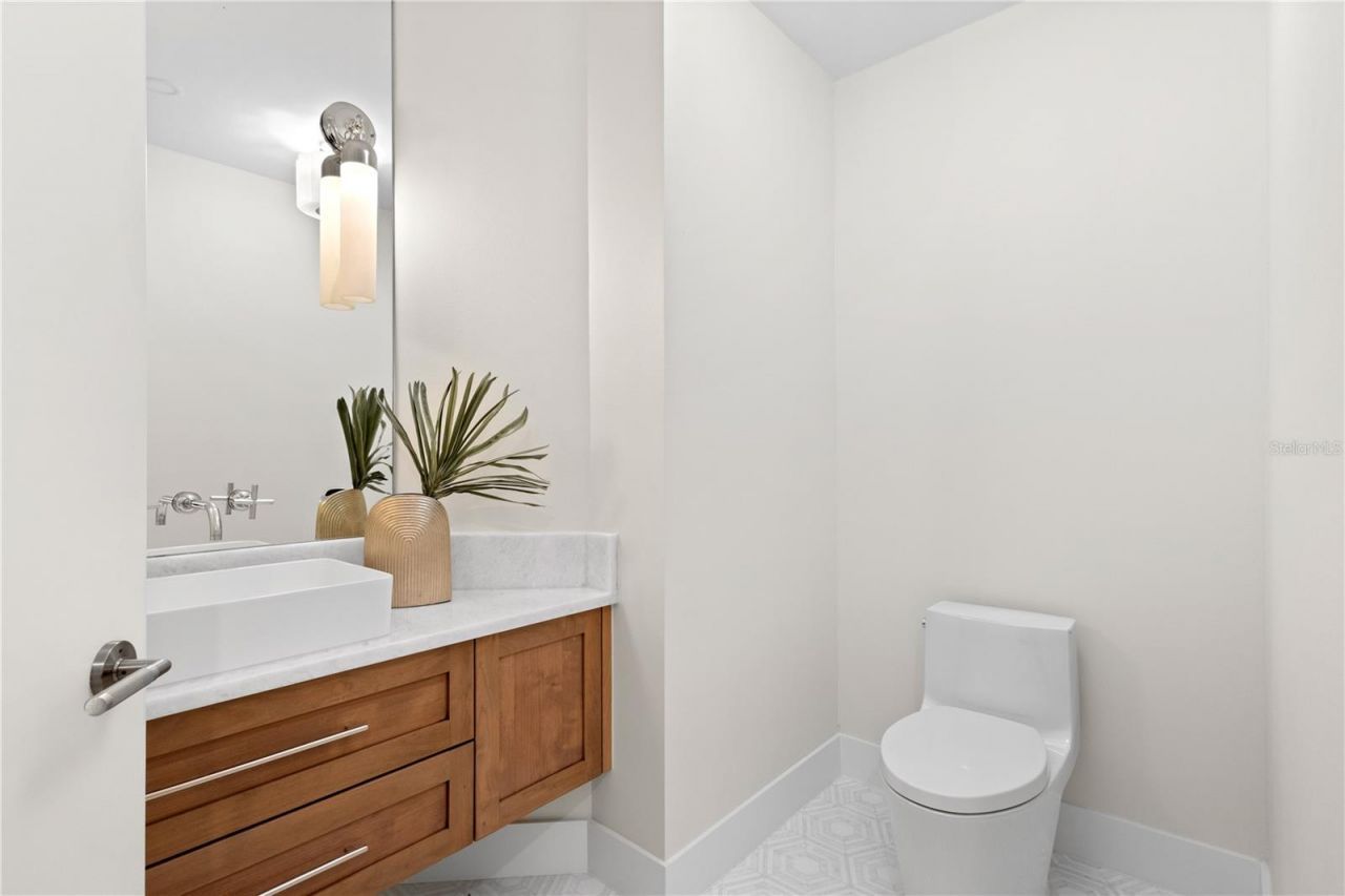 415 L Ambiance Drive, Unit A701, Longboat Key, FL 34228 Photo