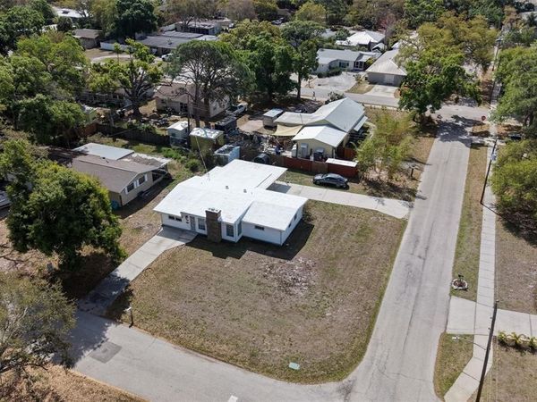 2600 LOMA LINDA STREET , SARASOTA, FL 34239