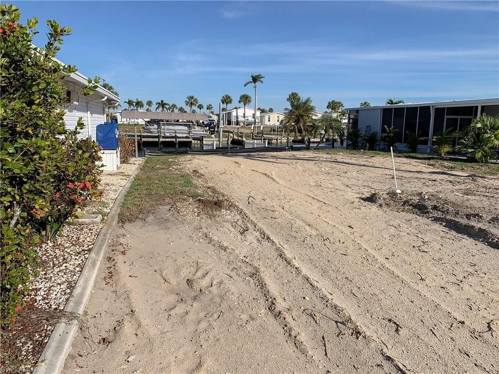 17811 Eglantine Ln, Fort Myers Beach, FL 33931 Photo