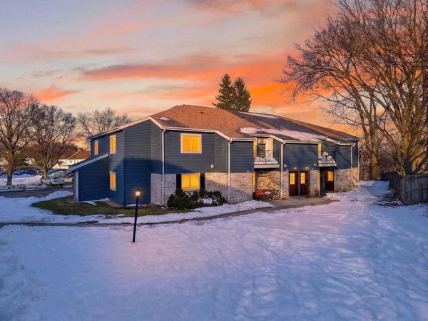 1507 Whispering Pines Way, Fitchburg, WI 53713
