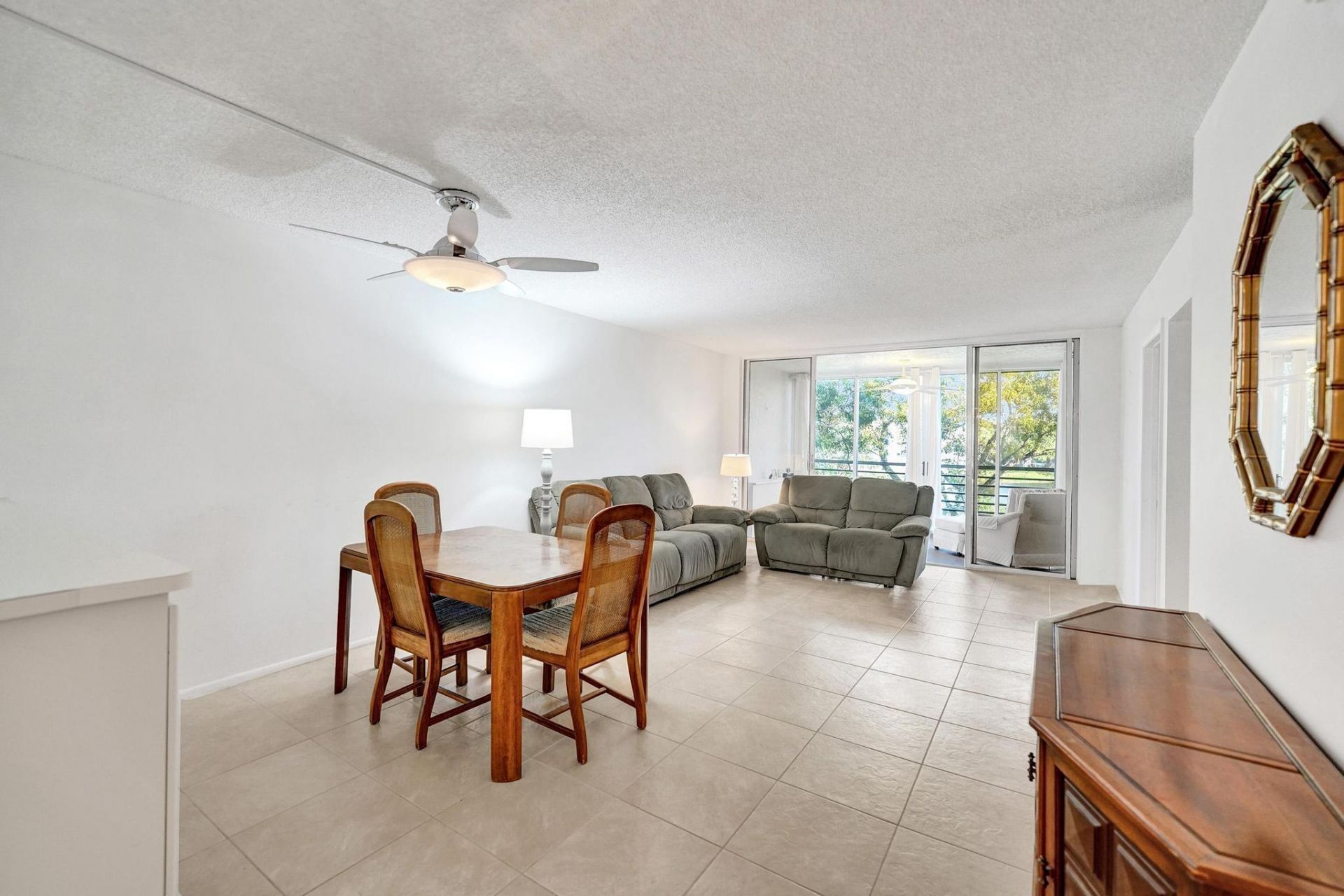 9531 Seagrape Drive, Unit 305, Davie, FL 33324 Photo