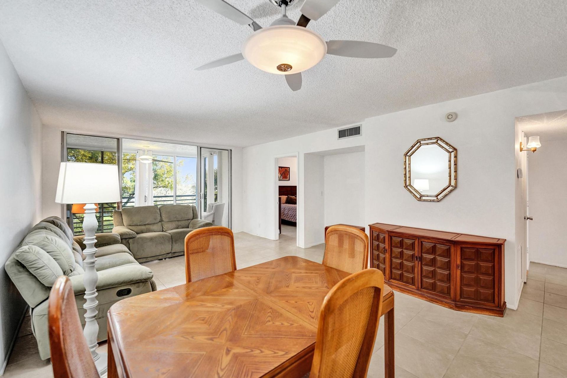 9531 Seagrape Drive, Unit 305, Davie, FL 33324 Photo