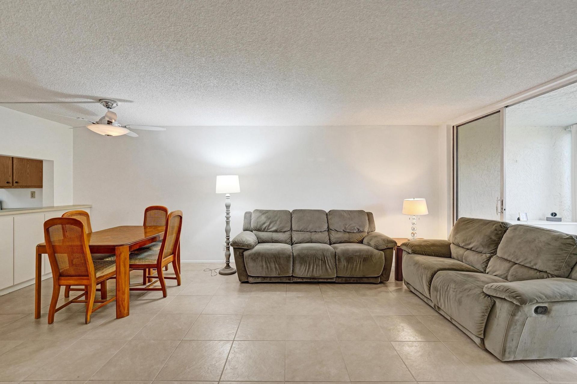 9531 Seagrape Drive, Unit 305, Davie, FL 33324 Photo