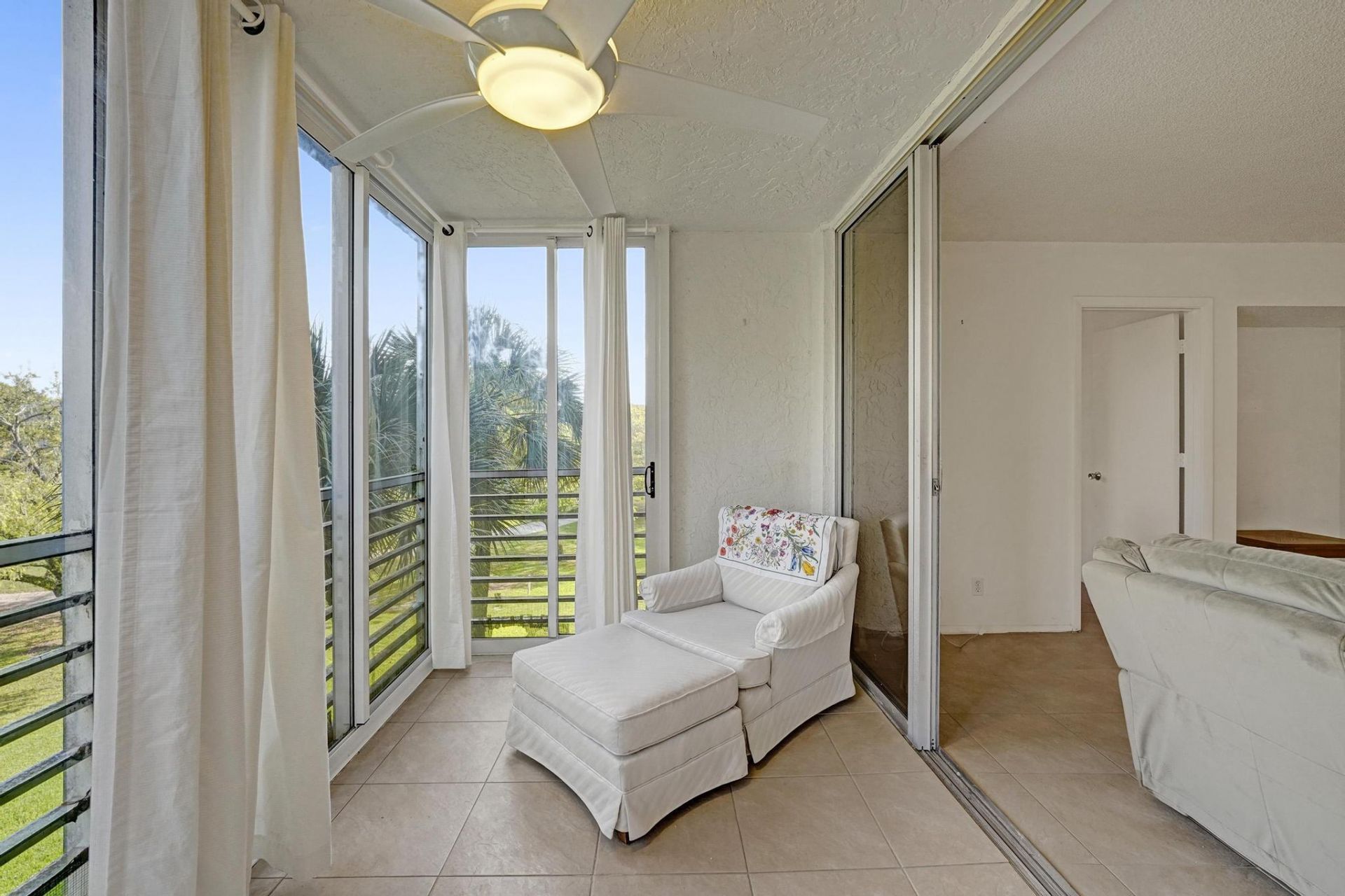 9531 Seagrape Drive, Unit 305, Davie, FL 33324 Photo