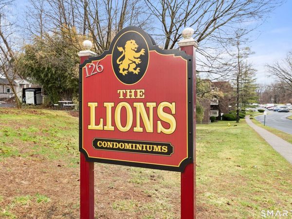 126 Triangle, Unit APT B51, Danbury, CT 06810