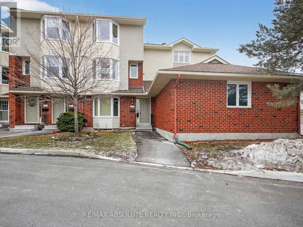 231 Harriot Private , Ottawa, ON K1T3E1