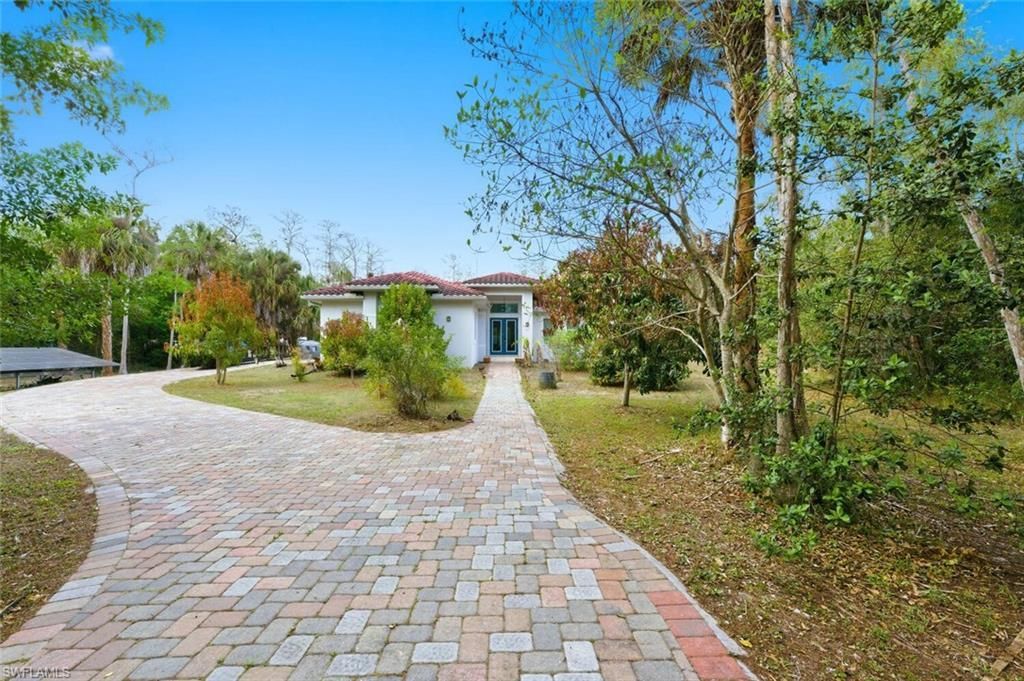 181 35th Ave Ne, Naples, FL 34120 Photo