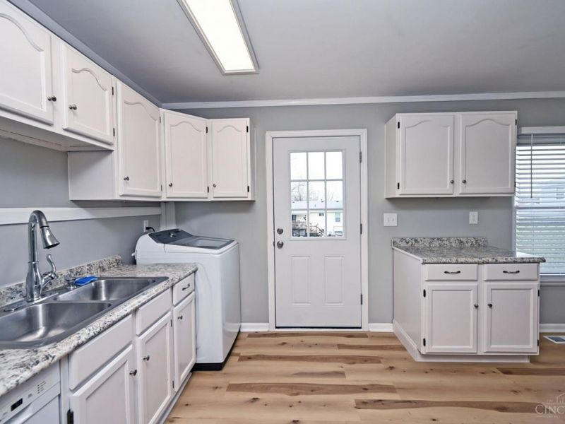 11992 Pippin Road, Colerain Township, OH 45231 Photo 8