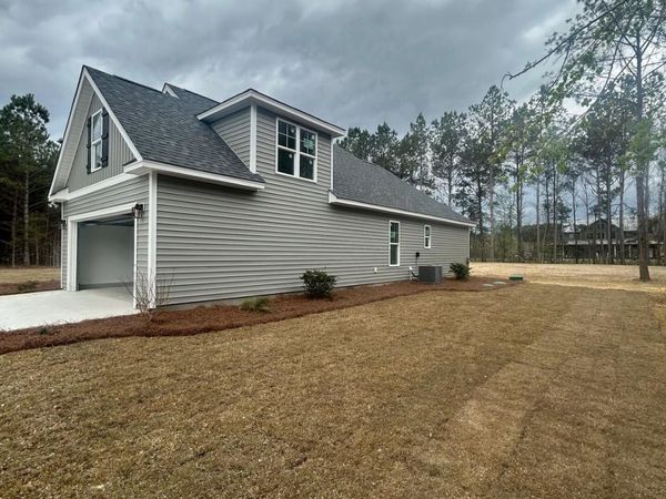 1560 W Malpass Corner Road, Burgaw, NC 28425