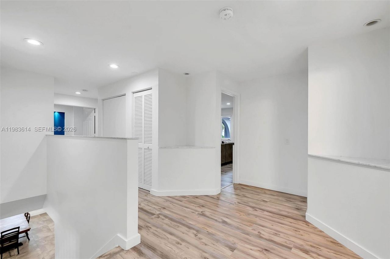 2354 Quail Roost Dr, Weston, FL 33327 Photo