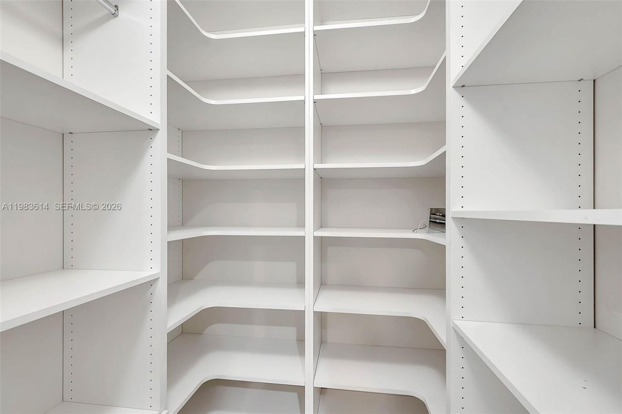 2354 Quail Roost Dr, Weston, FL 33327 Photo