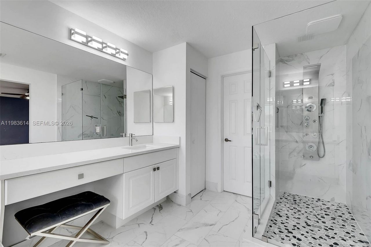 2354 Quail Roost Dr, Weston, FL 33327 Photo