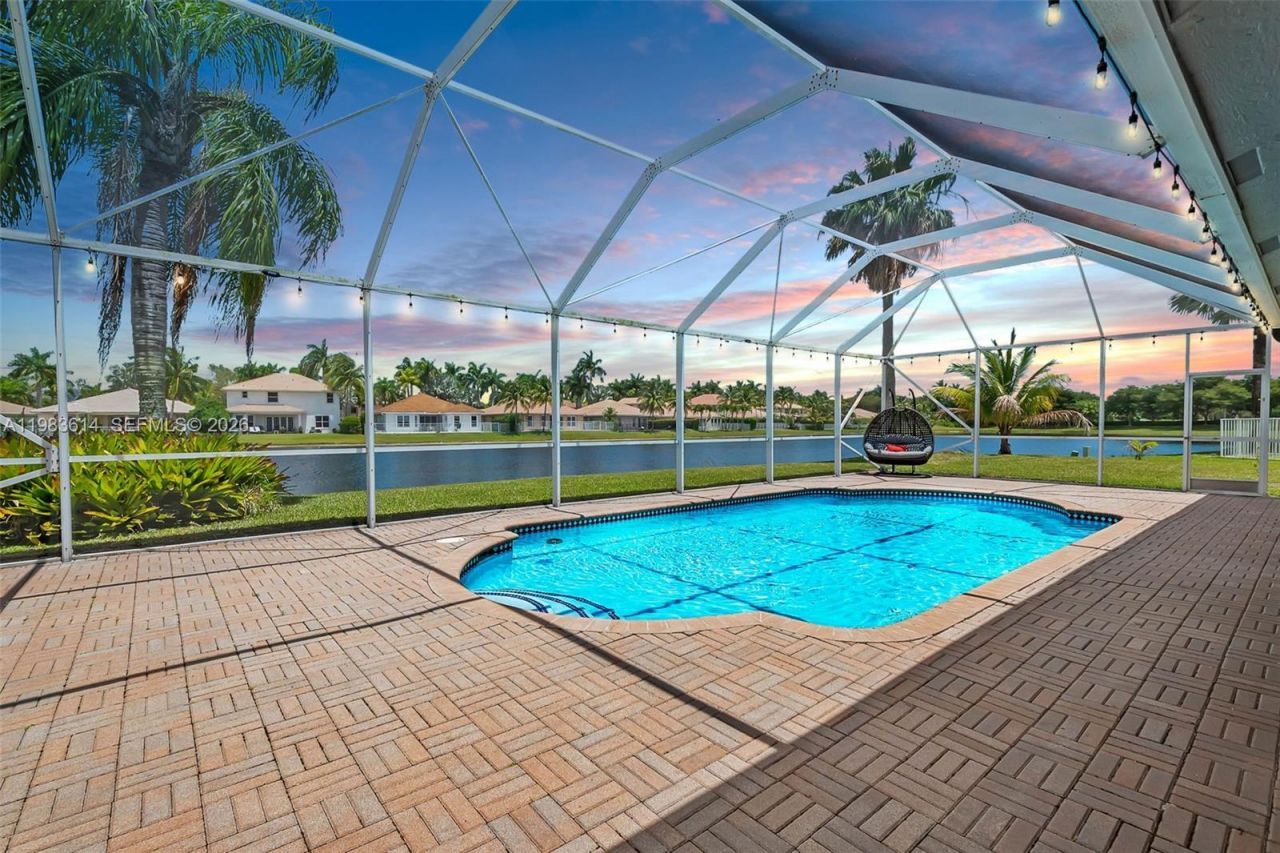 2354 Quail Roost Dr, Weston, FL 33327 Photo