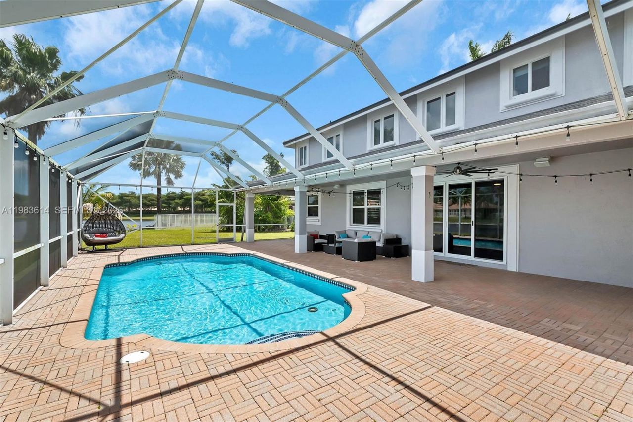 2354 Quail Roost Dr, Weston, FL 33327 Photo