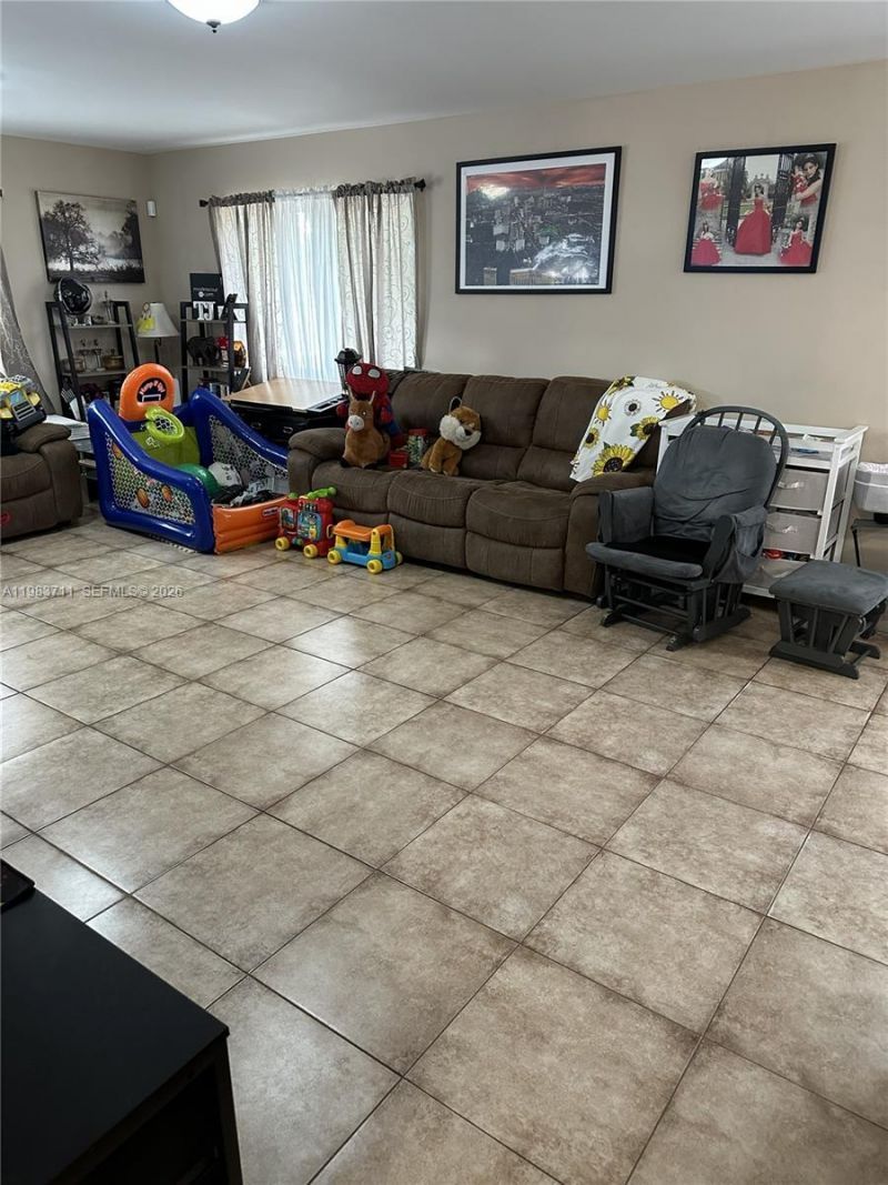 700 SW 28th Ter , Fort Lauderdale, FL 33312 Photo