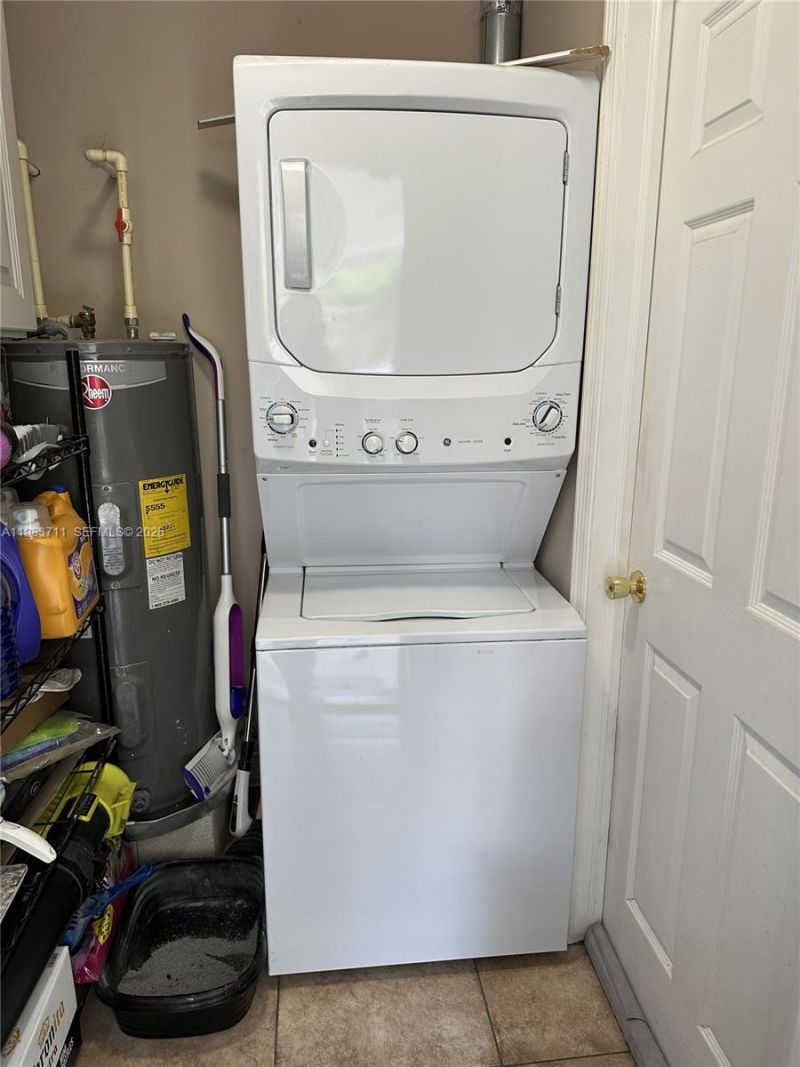 700 SW 28th Ter , Fort Lauderdale, FL 33312 Photo