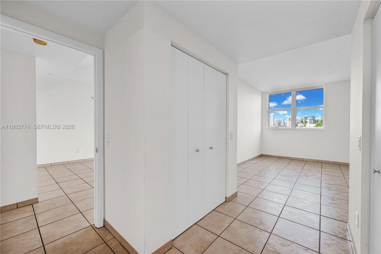 2475 Brickell Ave , Unit 703, Miami, FL 33129 Photo