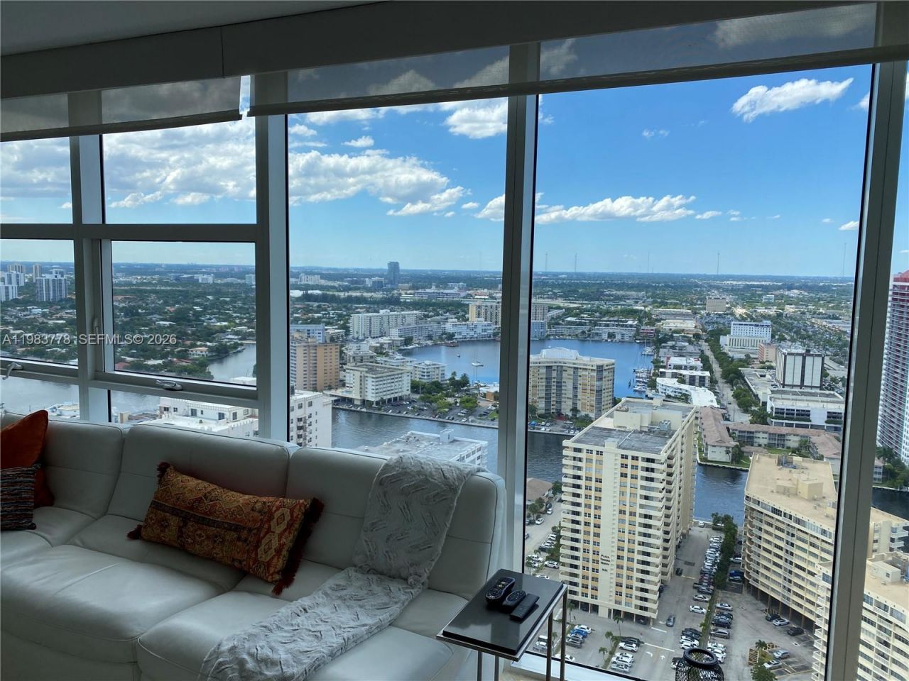 1830 S Ocean Dr, Unit 3507, Hallandale Beach, FL 33009 Photo
