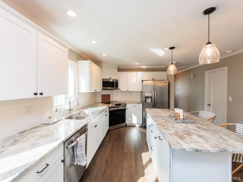 712 Elizabeth Drive, Huron, OH 44839 Photo 4