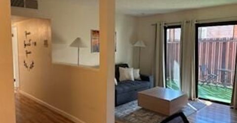 2955 Lakeside Drive, Unit 136, Reno, NV 89509 Photo