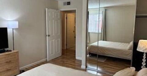 2955 Lakeside Drive, Unit 136, Reno, NV 89509 Photo