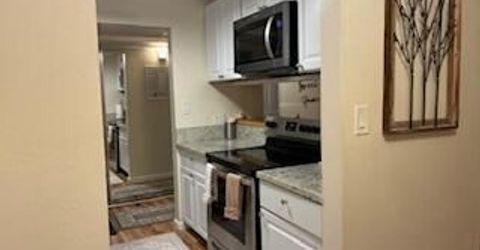 2955 Lakeside Drive, Unit 136, Reno, NV 89509 Photo