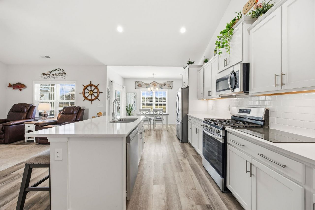 604 Lavatera Ct. Photo 13