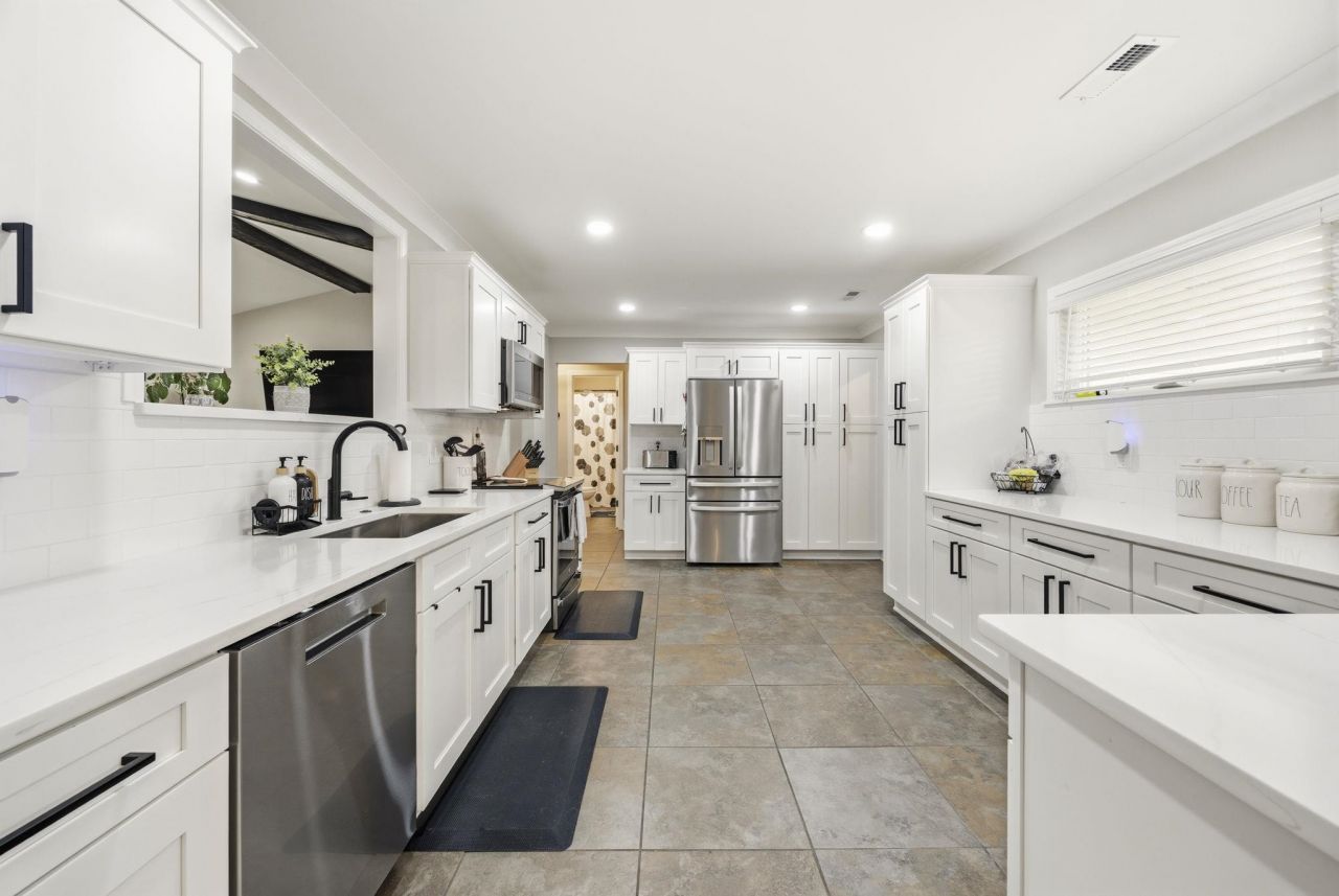 802 Knobcone Ct. Photo 11