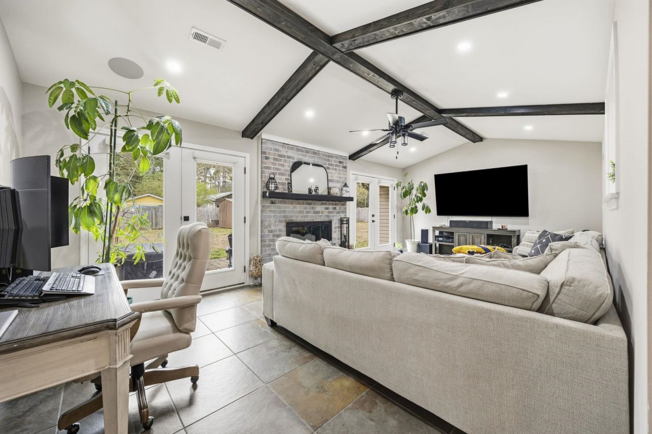 802 Knobcone Ct. Photo 6