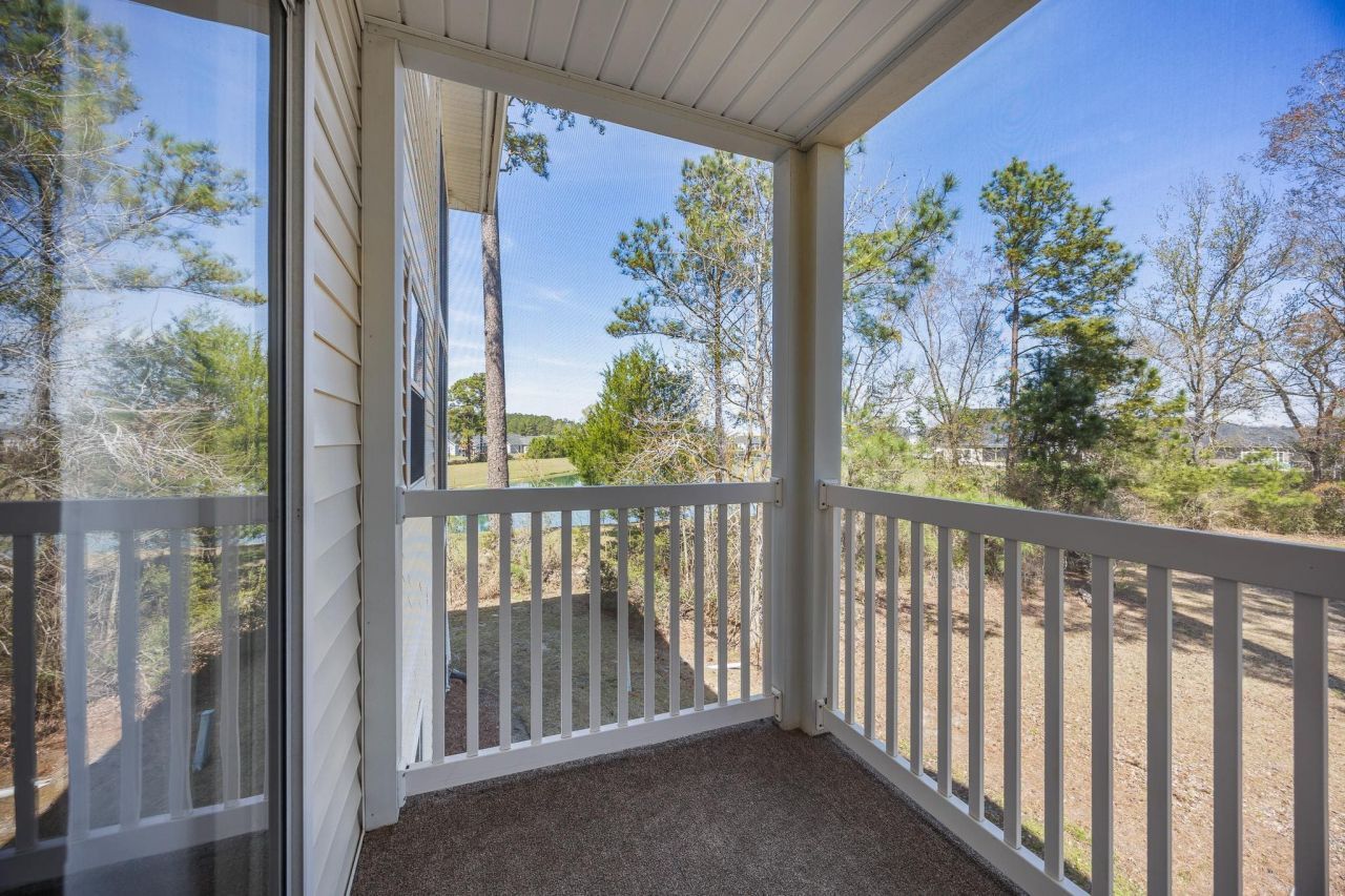 453 Red River Ct. Photo 32