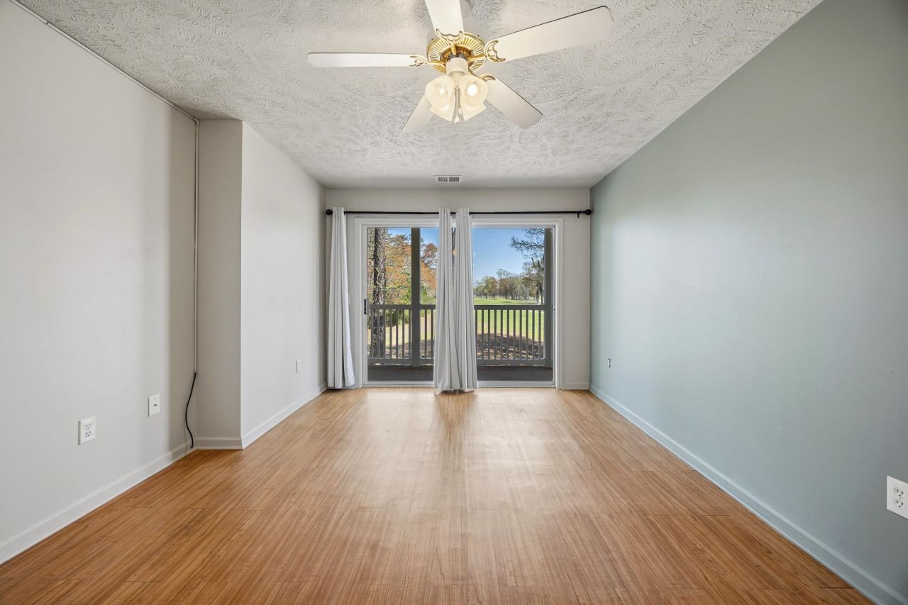 453 Red River Ct. Photo 45