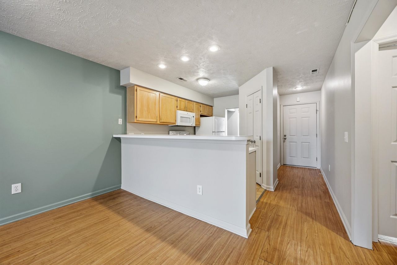 453 Red River Ct. Photo 49