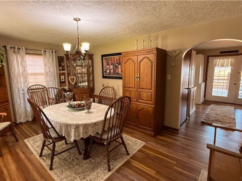 3800 Hanlin Way, Weirton, WV 26062 Photo 3