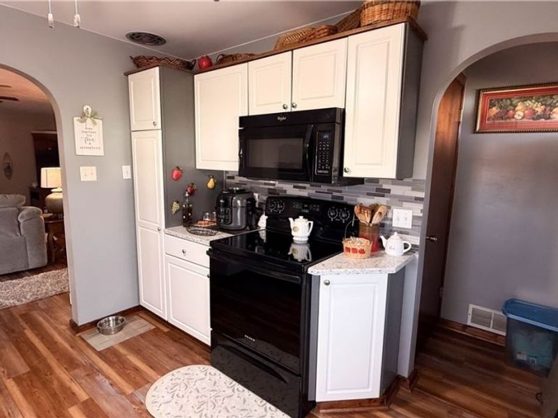 3800 Hanlin Way, Weirton, WV 26062 Photo 7