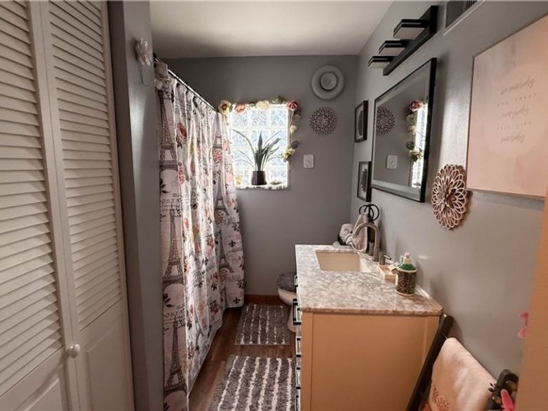 3800 Hanlin Way, Weirton, WV 26062 Photo 8