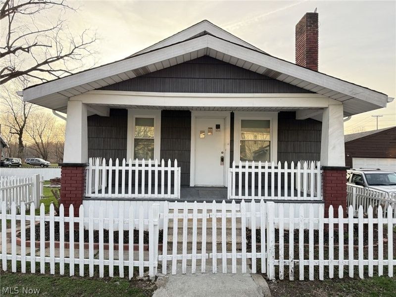 1825 Bernice Court NE, Canton, OH 44705 Photo 2