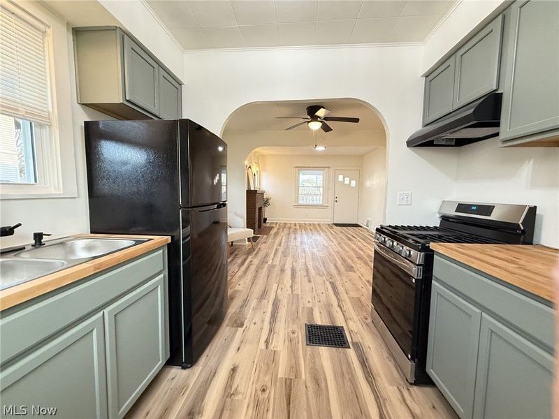 1825 Bernice Court NE, Canton, OH 44705 Photo 21