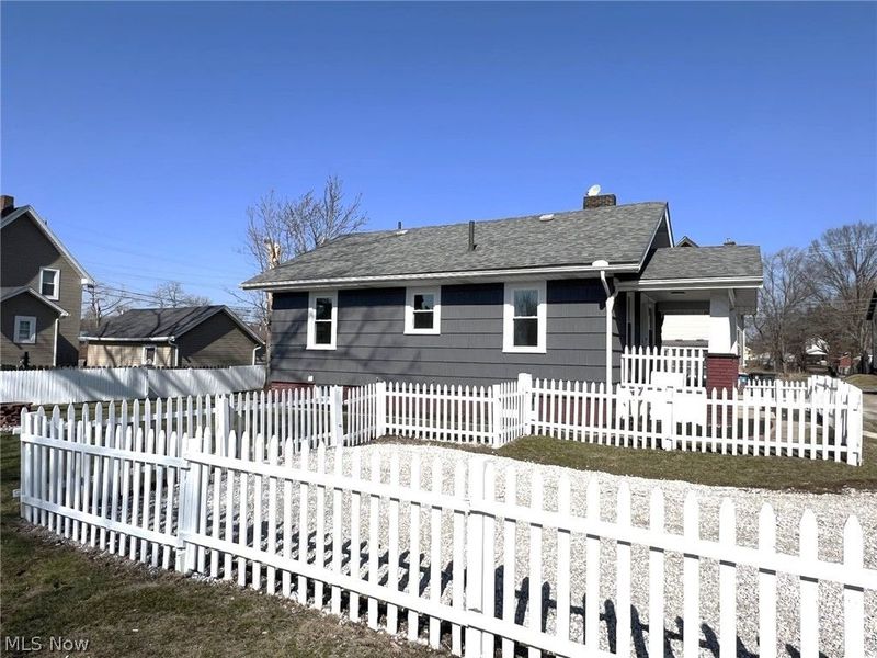 1825 Bernice Court NE, Canton, OH 44705 Photo 6