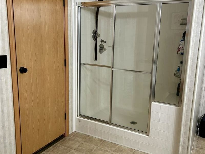 224 Woodvue Lane, Wintersville, OH 43953 Photo 32