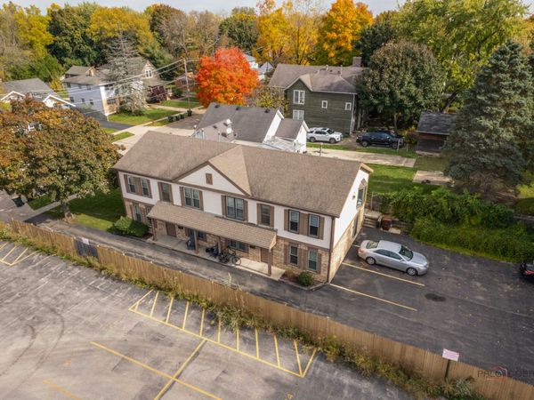 131 Newberry Avenue , Unit 1N, Libertyville, IL 60048