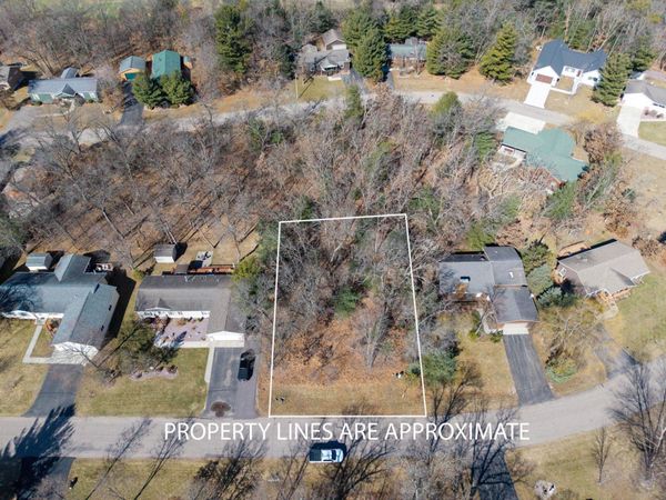 291 Berry Lane, Wisconsin Dells, WI 53965