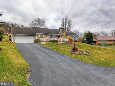 155 SHAWNEE CIRCLE , BEDFORD, PA 15522