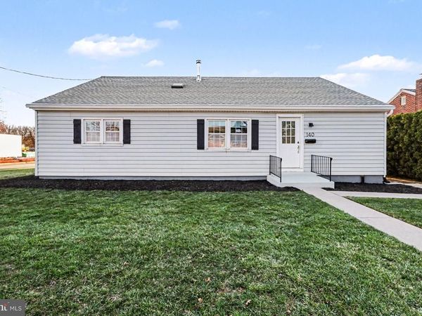 140 N PRINCE STREET, PALMYRA, PA 17078