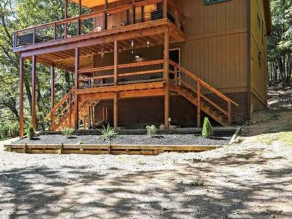 1807 CONSTANT RUN ROAD, GREAT CACAPON, WV 25422