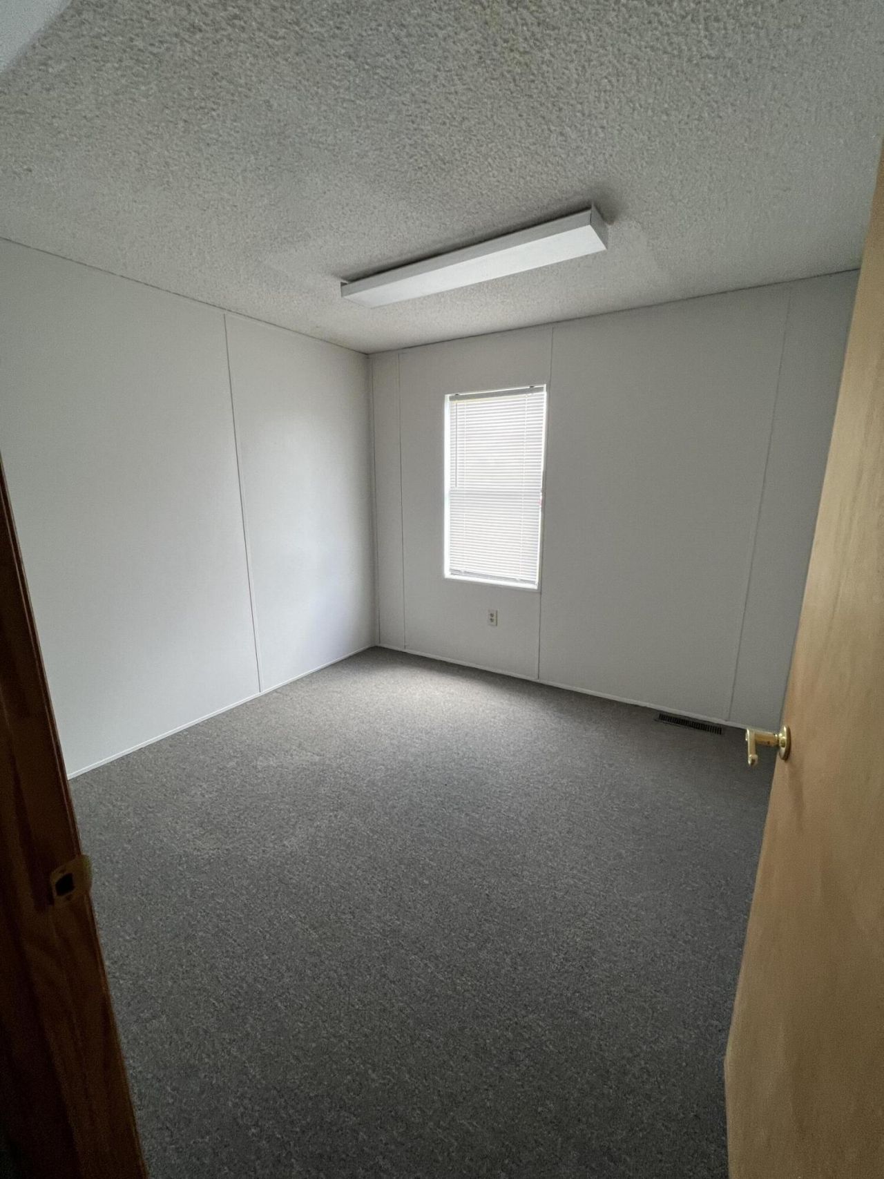 2728 Spruill Avenue  Photo 14